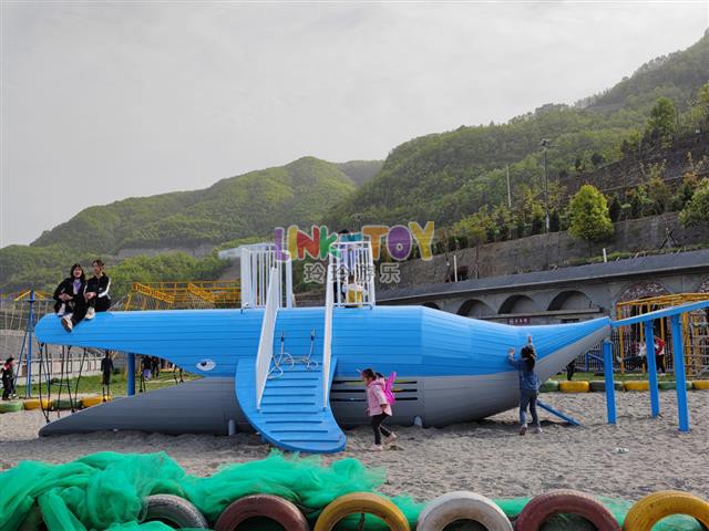 非標(biāo)造型滑梯